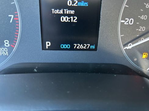 Used 2023 Toyota Corolla Cross LE image 18