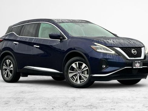 Used 2023 Nissan Murano SV image 2