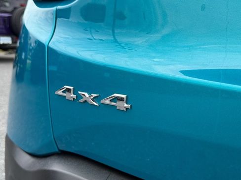 Used 2022 Jeep Renegade Latitude AWD/4WD image 16