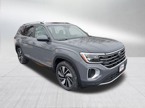 New 2026 Volkswagen Atlas SEL image 7