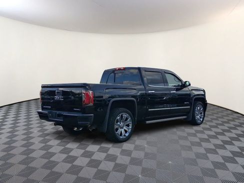 Used 2017 GMC Sierra 1500 Denali w/ Denali Ultimate Package AWD/4WD image 5