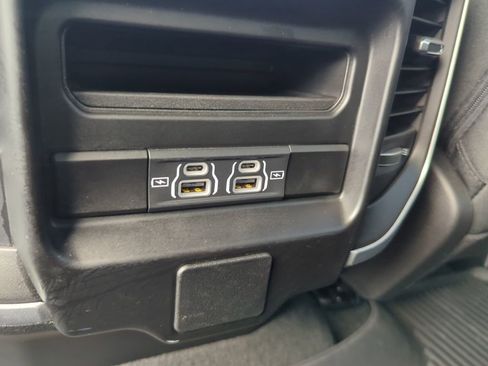 Used 2023 RAM 1500 Big Horn AWD/4WD image 41