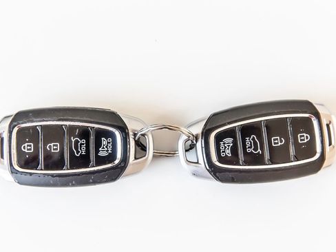 Used 2020 Hyundai Santa Fe Limited image 37