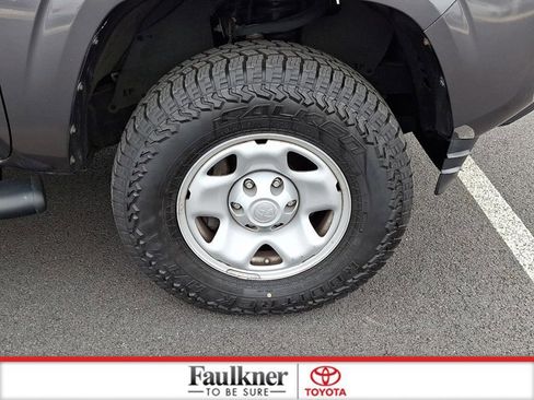 Certified 2019 Toyota Tacoma SR image 8