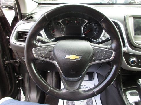 Used 2019 Chevrolet Equinox LT AWD/4WD image 18