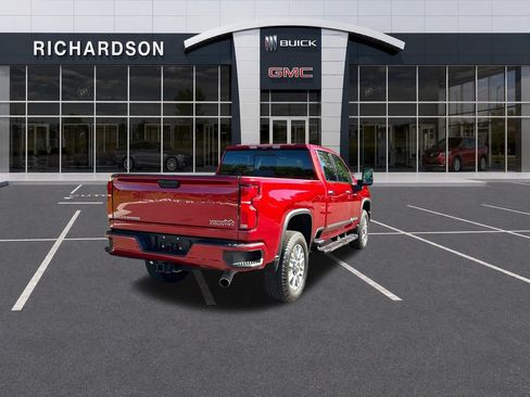 Used 2024 Chevrolet Silverado 2500 High Country w/ High Country Premium Package AWD/4WD image 5