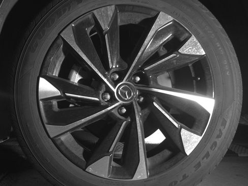 Used 2025 MAZDA CX-50 2.5 Hybrid w/ Premium Plus Pkg image 12