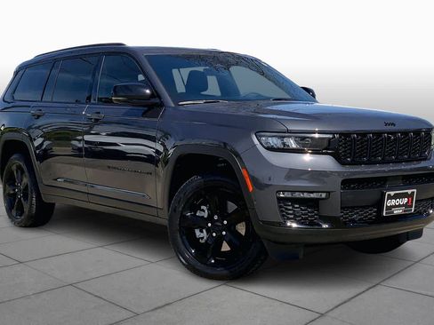 Used 2025 Jeep Grand Cherokee L Limited w/ Luxury Tech Group II image 3