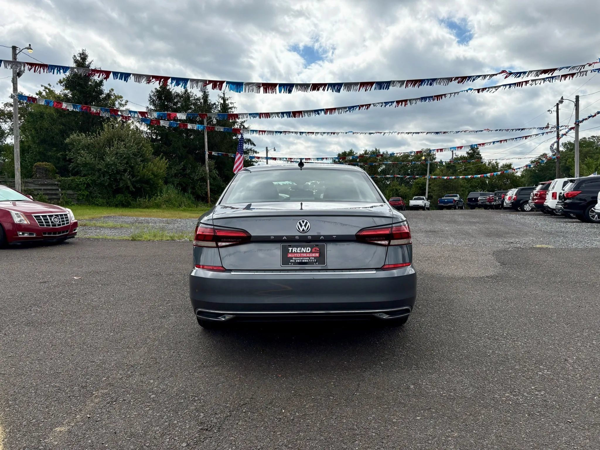 Used 2021 Volkswagen Passat 2.0T SE FWD image 4