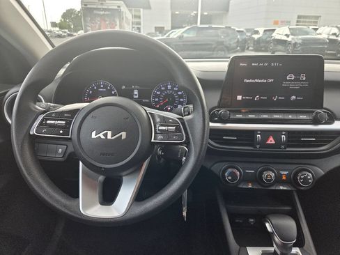 Used 2023 Kia Forte LXS FWD image 13