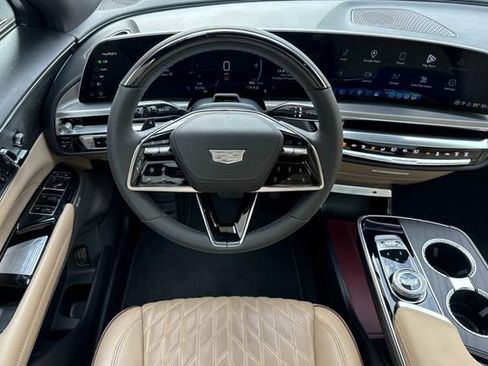 Certified 2024 Cadillac Lyriq Luxury w/ Nappa Leather Package image 14