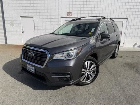 Used 2022 Subaru Ascent Limited image 1