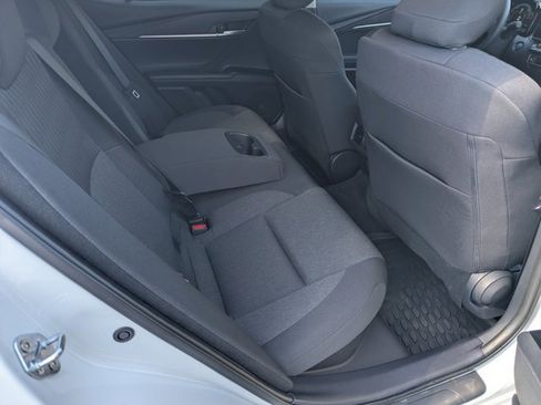 Used 2025 Toyota Camry LE image 14