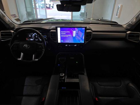 Used 2024 Toyota Tundra Limited AWD/4WD image 10