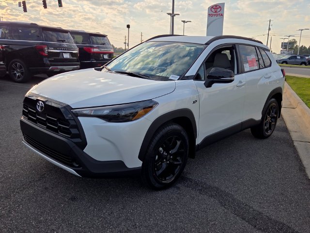 New 2026 Toyota Corolla Cross LE FWD image 3