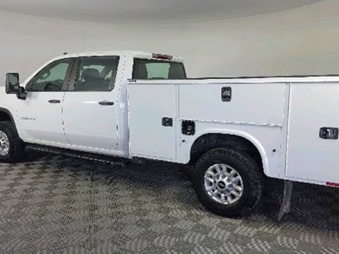 Used 2022 Chevrolet Silverado 2500 W/T w/ WT Fleet Convenience Package AWD/4WD image 8