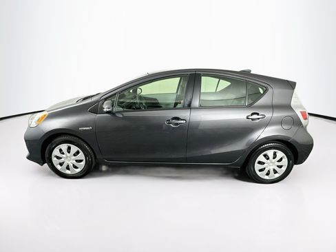 Used 2014 Toyota Prius C One FWD image 4