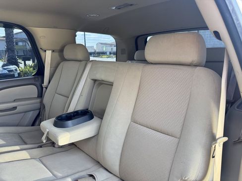 Used 2009 Chevrolet Tahoe LT AWD/4WD image 32