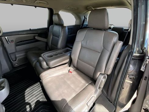 Used 2015 Honda Odyssey Touring image 21