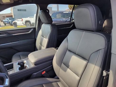 New 2026 GMC Acadia Elevation w/ Black Edition image 12