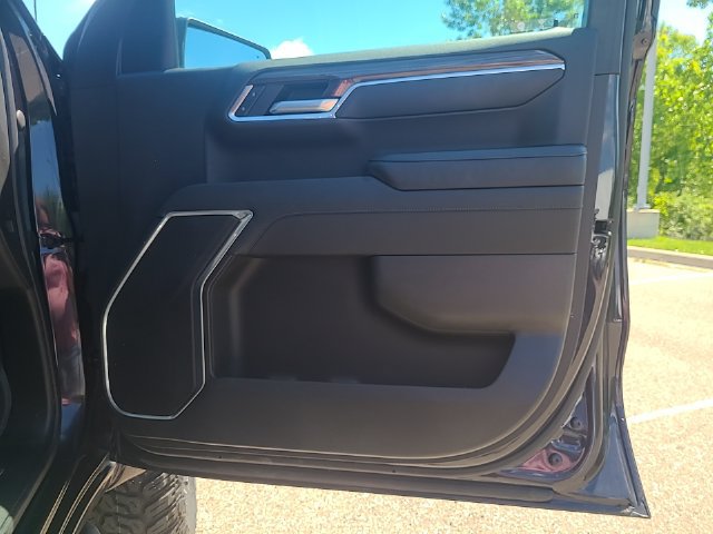 Used 2022 Chevrolet Silverado 1500 RST AWD/4WD image 27