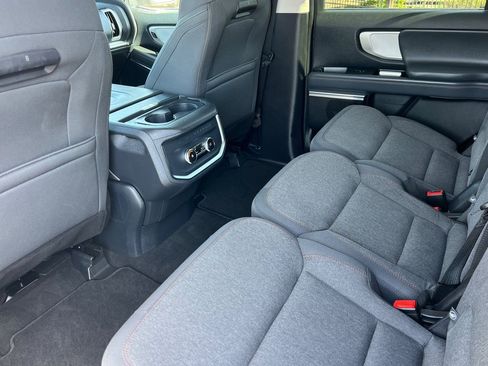 Used 2025 Ford Expedition Active AWD/4WD image 12