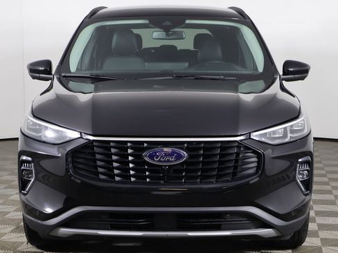 Used 2023 Ford Escape Platinum w/ Premium Technology Package image 11