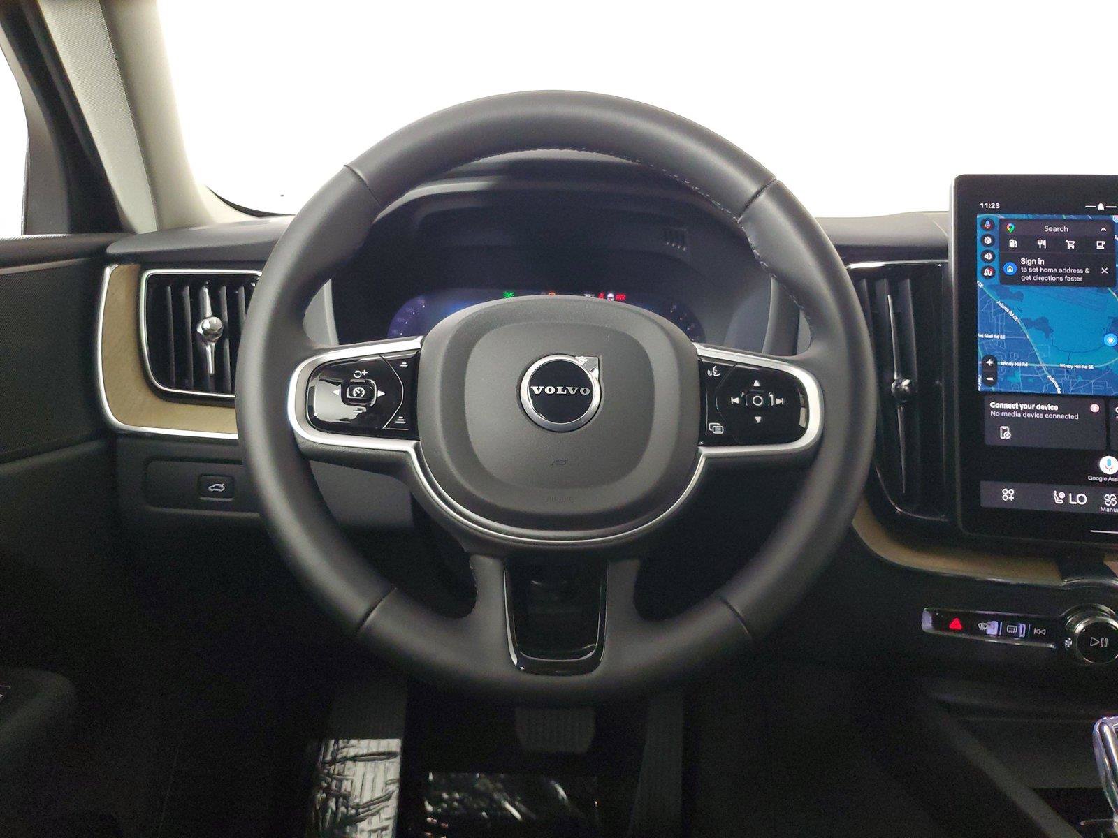 Certified 2026 Volvo XC60 B5 Plus AWD/4WD image 16