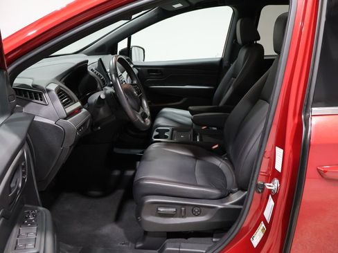 Used 2025 Honda Odyssey Sport-L image 10