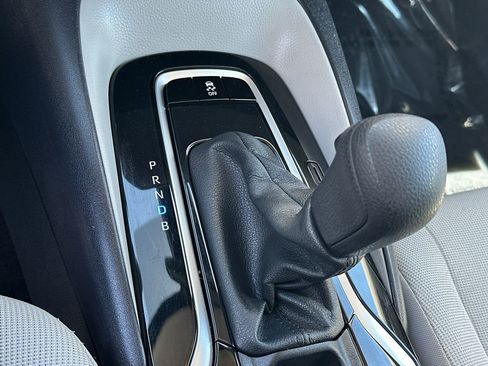 Used 2022 Toyota Corolla LE w/ Carpet Mat Package (TMS) FWD image 27