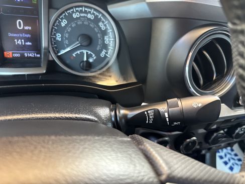 Used 2021 Toyota Tacoma Limited w/ Nightshade Package AWD/4WD image 29