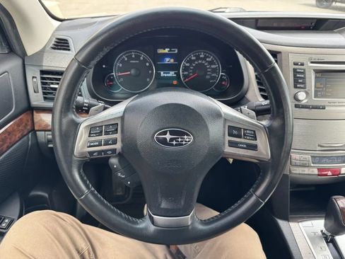 Used 2013 Subaru Legacy 2.5i Limited AWD/4WD image 13