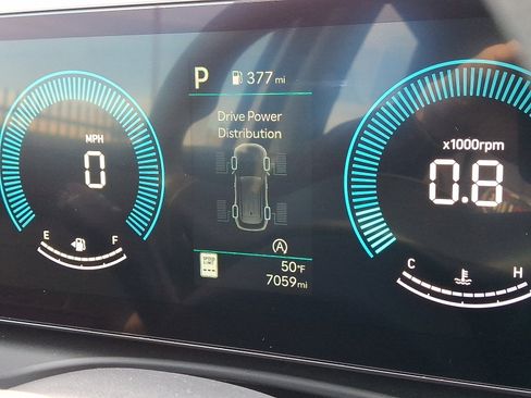 Certified 2025 Hyundai Tucson SE image 19