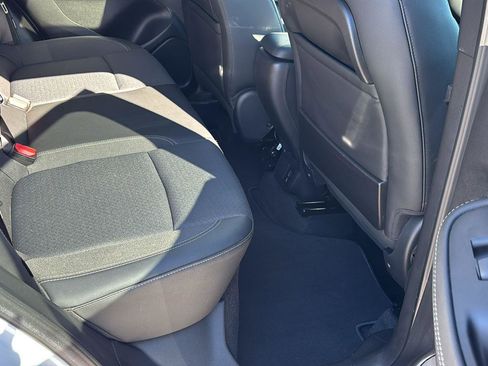 Used 2022 Buick Encore GX Select w/ Experience Buick Package image 19