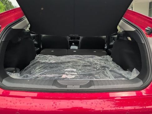 New 2026 Toyota Prius Plug-In Hybrid FWD image 39