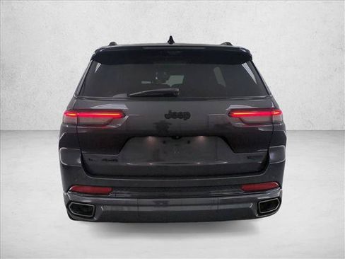 Used 2023 Jeep Grand Cherokee L Summit AWD/4WD image 7