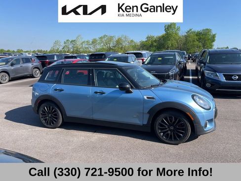 Used 2017 MINI Cooper Clubman ALL4 AWD/4WD image 4