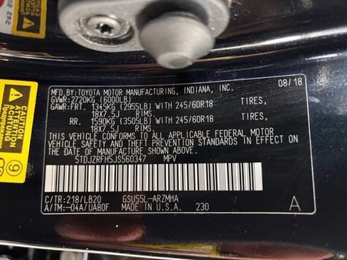 Used 2018 Toyota Highlander XLE AWD/4WD image 35