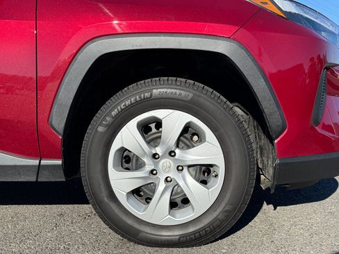 Used 2023 Toyota RAV4 LE image 8