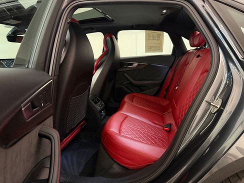 Used 2019 Audi S4 Premium Plus w/ Premium Plus Package AWD/4WD image 15