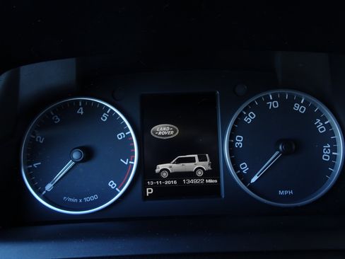 Used 2016 Land Rover LR4 HSE image 32