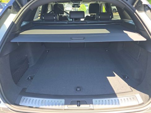 New 2026 Land Rover Range Rover Velar S AWD/4WD image 8