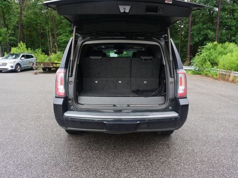 Used 2018 GMC Yukon Denali w/ Denali Ultimate Package AWD/4WD image 18