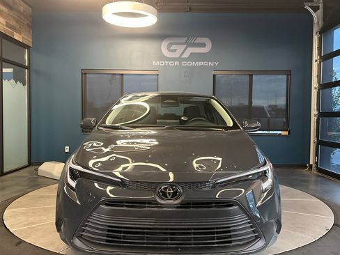 Used 2026 Toyota Corolla LE FWD image 8