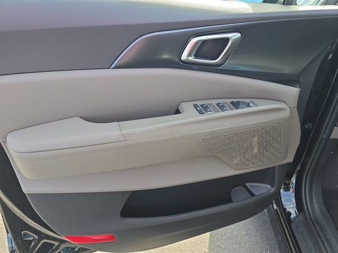 New 2026 Kia Carnival image 17