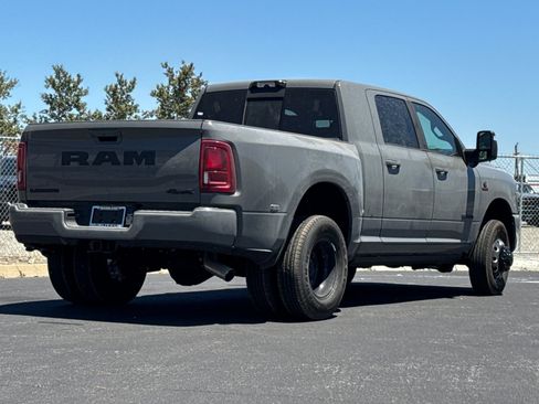 New 2026 RAM 3500 Laramie AWD/4WD image 3