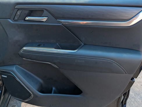 New 2026 GMC Acadia Elevation w/ Elevation Premium Package FWD image 55