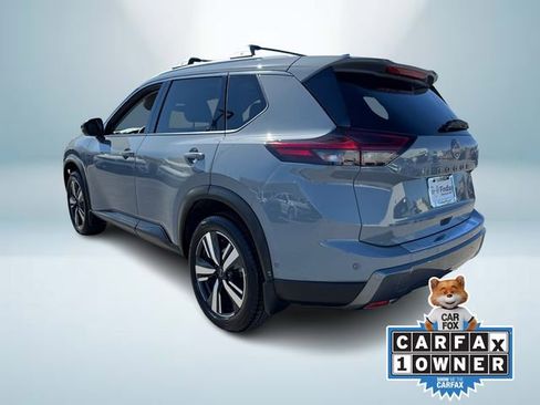 Used 2024 Nissan Rogue SL w/ SL Premium Package image 4