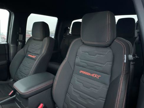 New 2026 Nissan Frontier PRO-4X w/ Pro-4x Convenience Package image 26