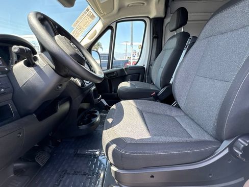 Used 2023 RAM ProMaster 2500 FWD image 23